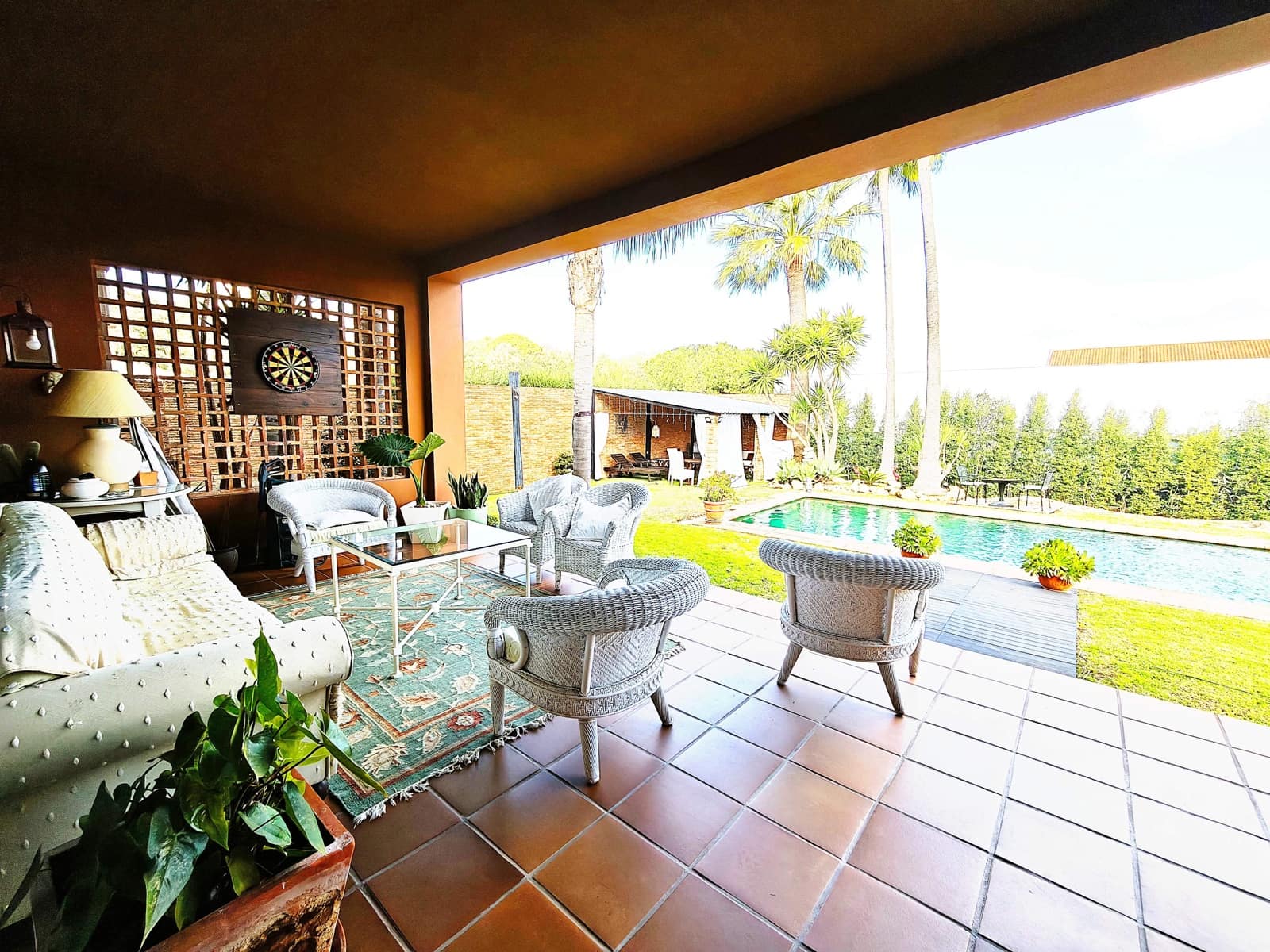 4 bedroom Villa for sale in Guadacorte with pool garage - € 650,000 (Ref: 9502386)