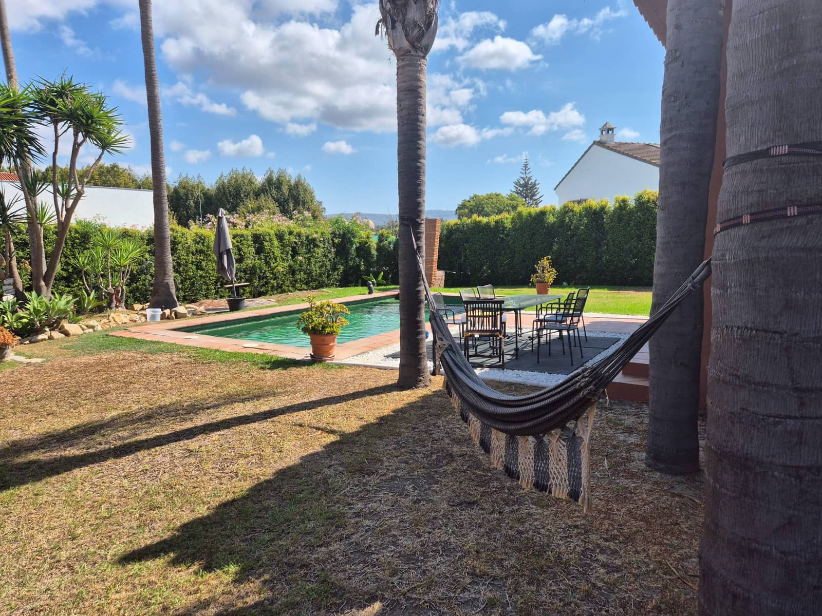 4 bedroom Villa for sale in Guadacorte with pool garage - € 595,000 (Ref: 9502386)