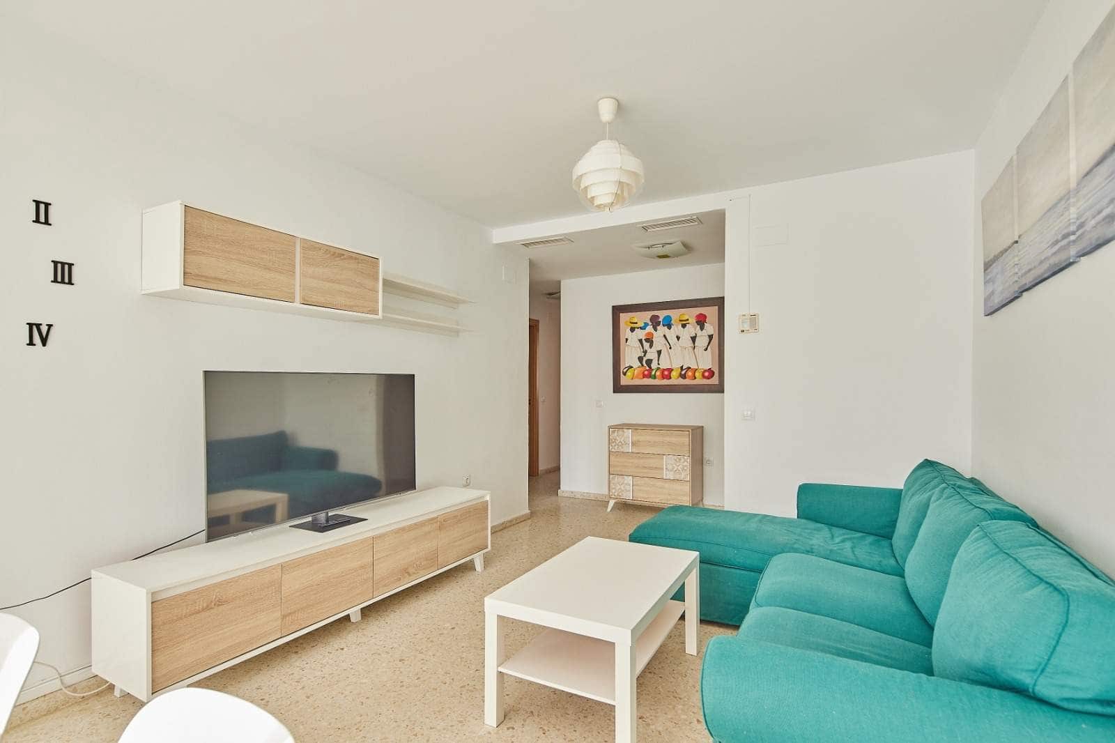 3 bedroom Flat for sale in Algeciras with pool garage - € 190,000 (Ref: 9502387)