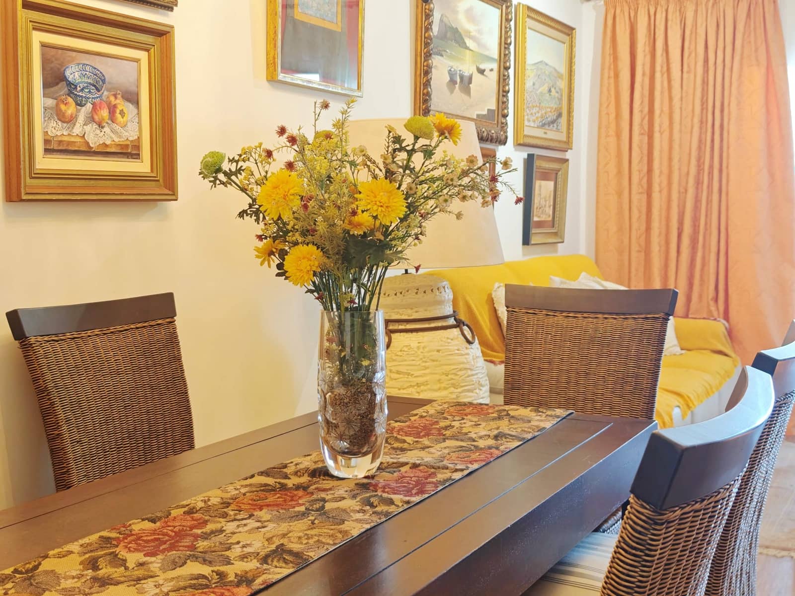 2 bedroom Apartment for sale in La Alcaidesa with pool garage - € 350,000 (Ref: 9502388)