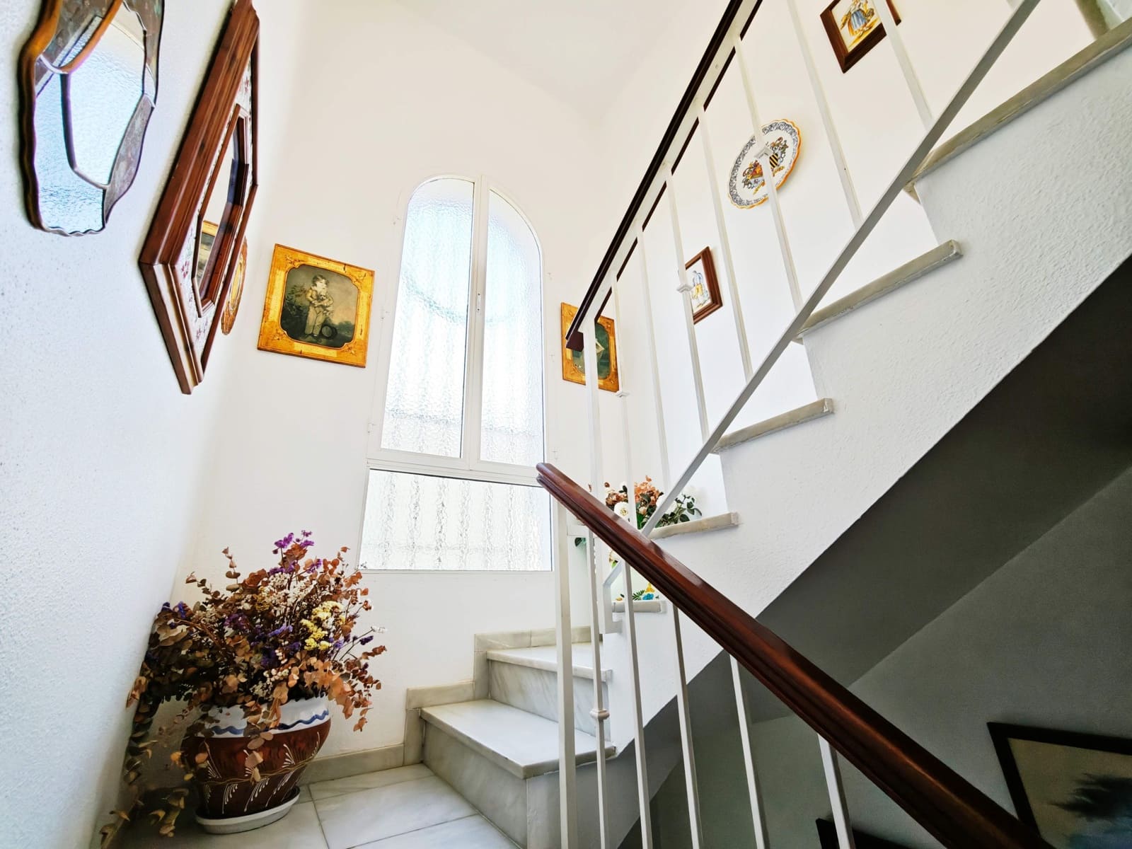 4 soverom Kjedet enebolig til salgs i Algeciras med svømmebasseng garasje - € 450 000 (Ref: 9502389)