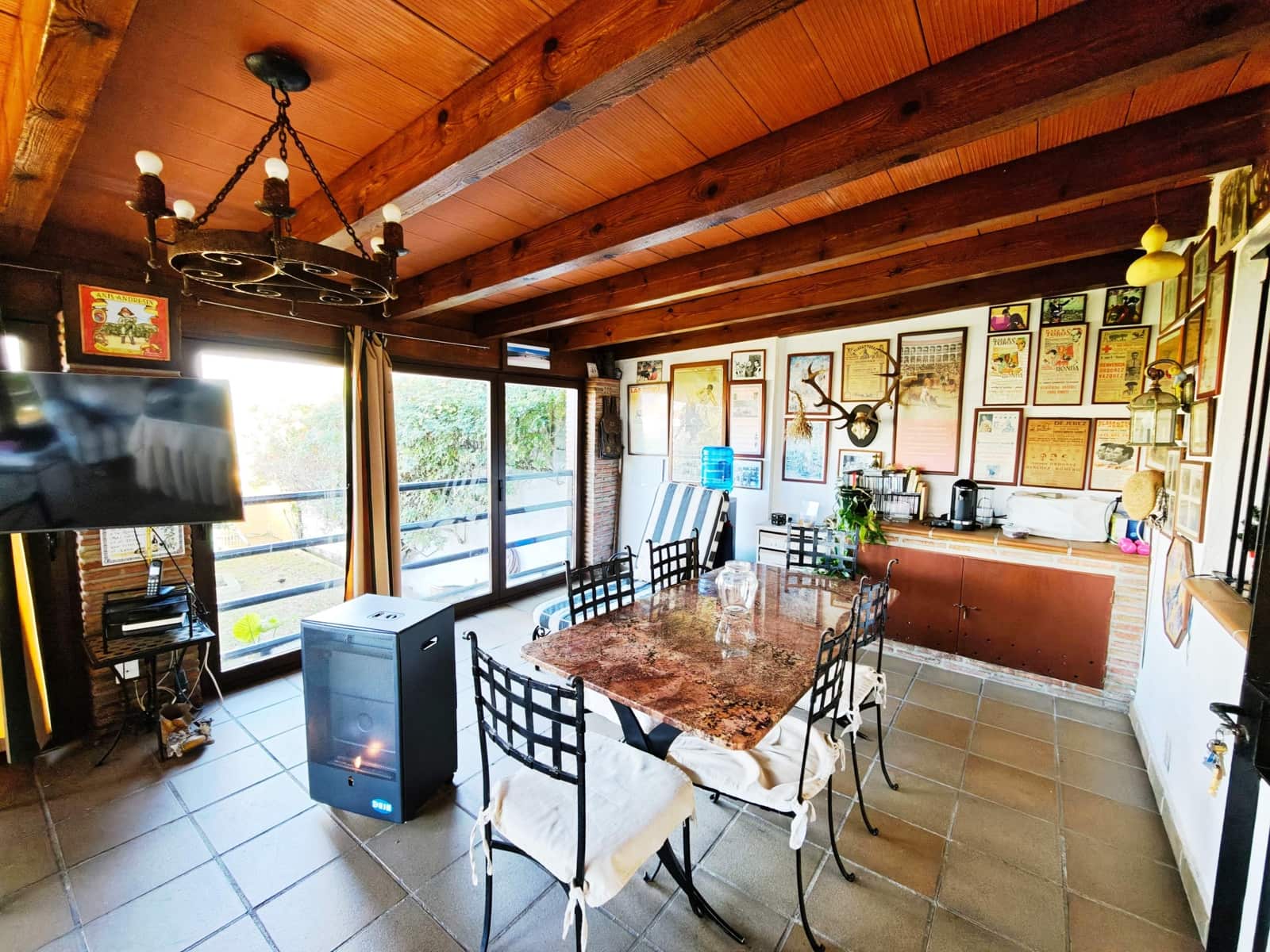 4 soverom Kjedet enebolig til salgs i Algeciras med svømmebasseng garasje - € 450 000 (Ref: 9502389)