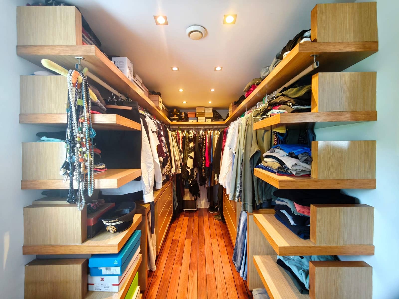 4 Zimmer Doppelhaus zu verkaufen in Algeciras mit Garage - 550.000 € (Ref: 9502390)