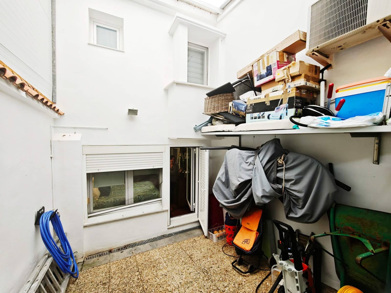 4 Zimmer Doppelhaus zu verkaufen in Algeciras mit Garage - 550.000 € (Ref: 9502390)