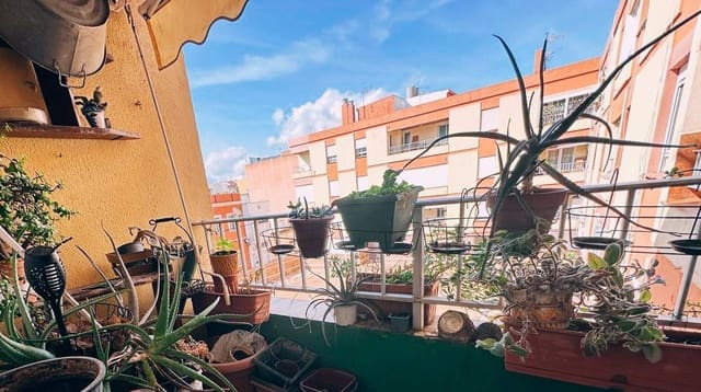 3 bedroom Flat for sale in La Línea de la Concepción - € 223,000 (Ref: 9524336)