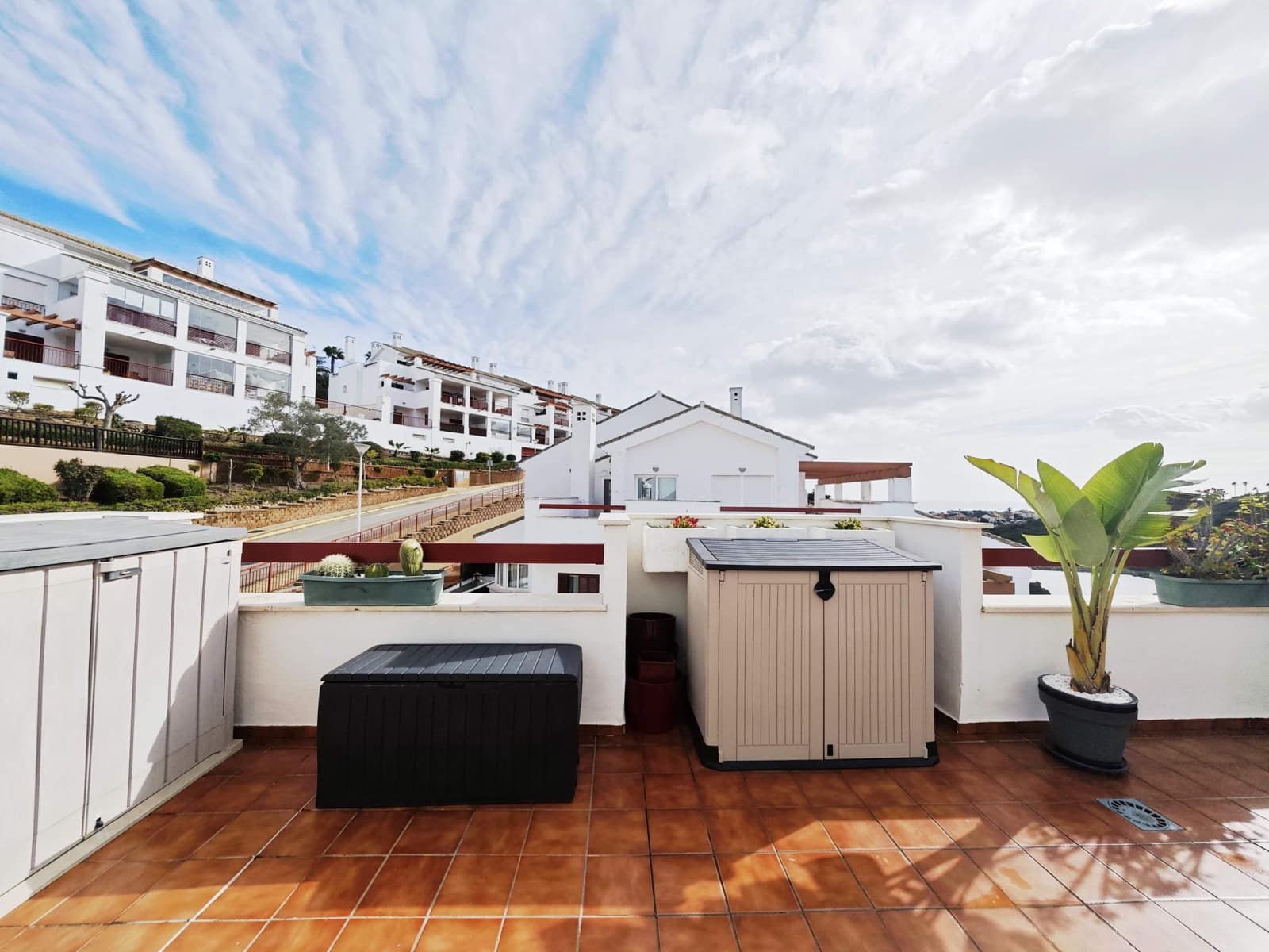 2 chambre Penthouse à vendre à San Roque avec piscine garage - 350 000 € (Ref: 9533784)