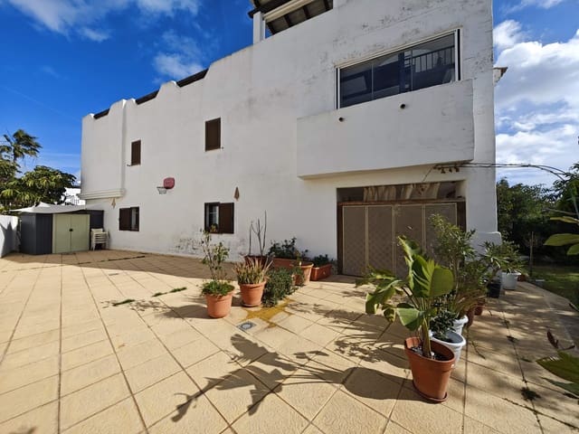 Adosado de 2 habitaciones en La Alcaidesa en venta con piscina garaje - 359.900 € (Ref: 9536800)