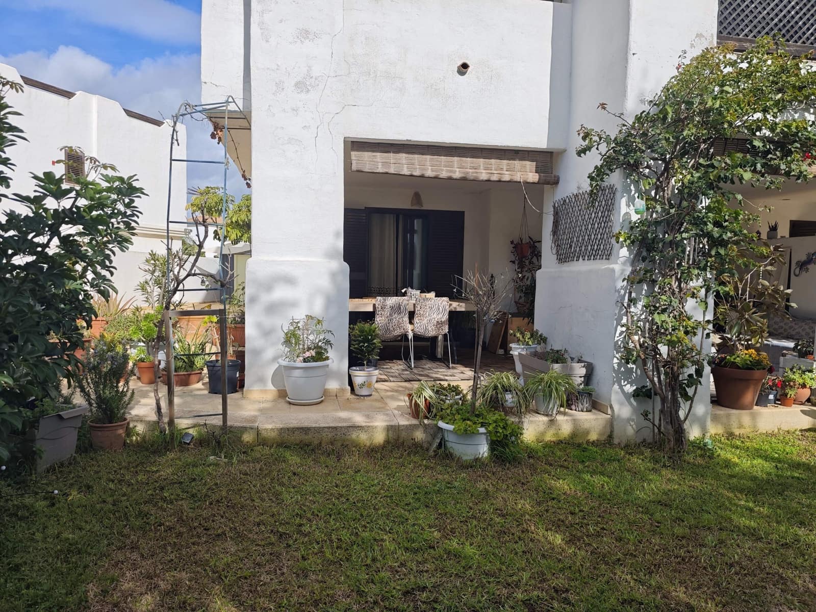 Adosado de 2 habitaciones en La Alcaidesa en venta con piscina garaje - 359.900 € (Ref: 9536800)