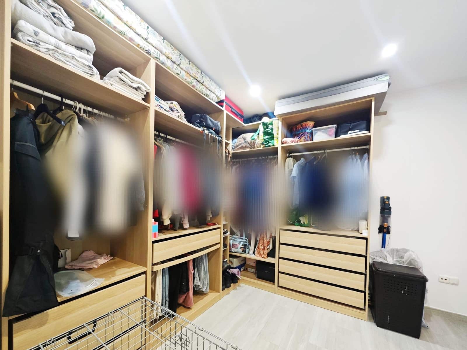 2 soverom Leilighet til salgs i La Linea de la Concepcion med svømmebasseng - € 194 000 (Ref: 9548228)