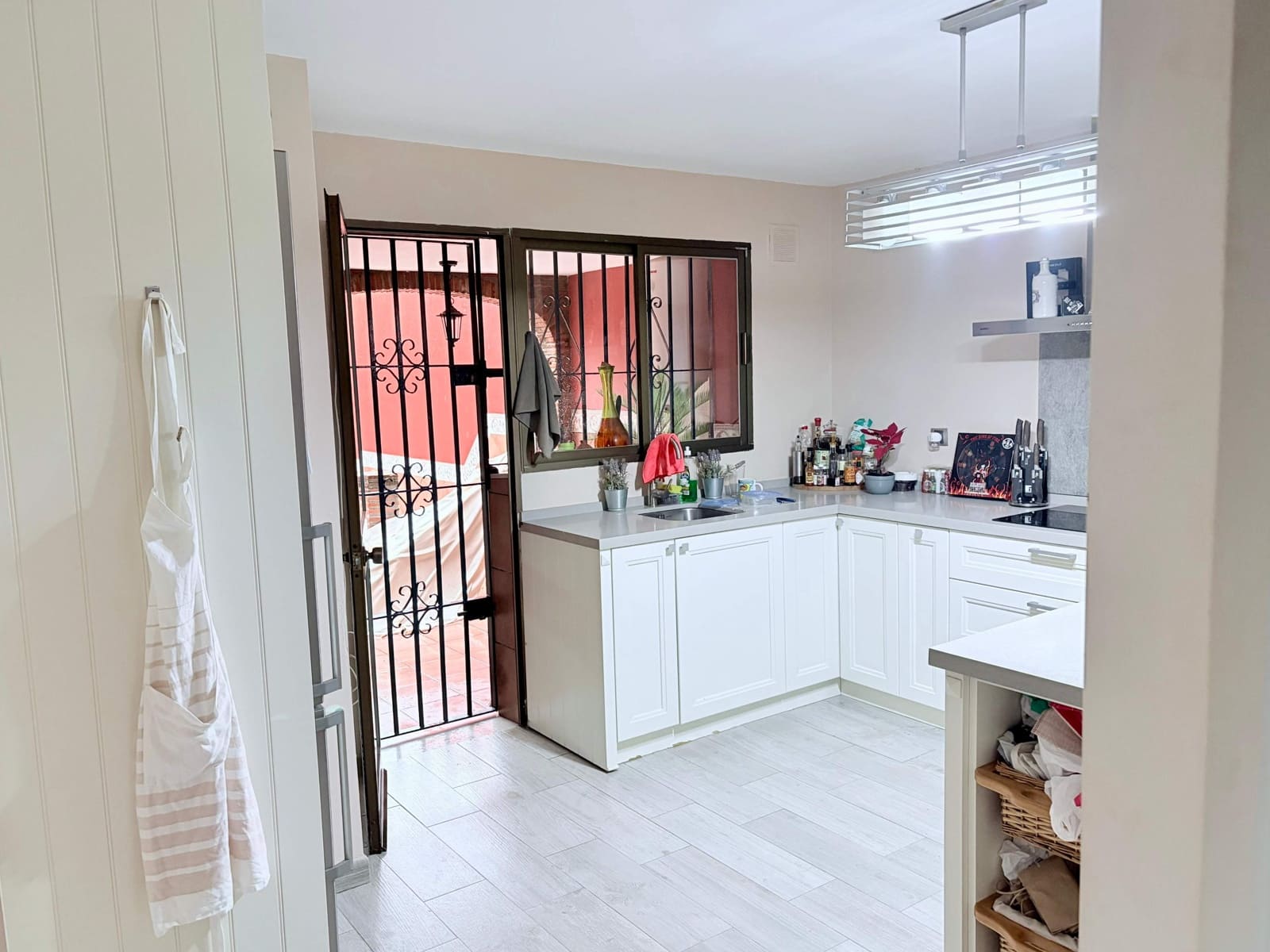 Adosado de 4 habitaciones en San Roque en venta con garaje - 450.000 € (Ref: 9551529)