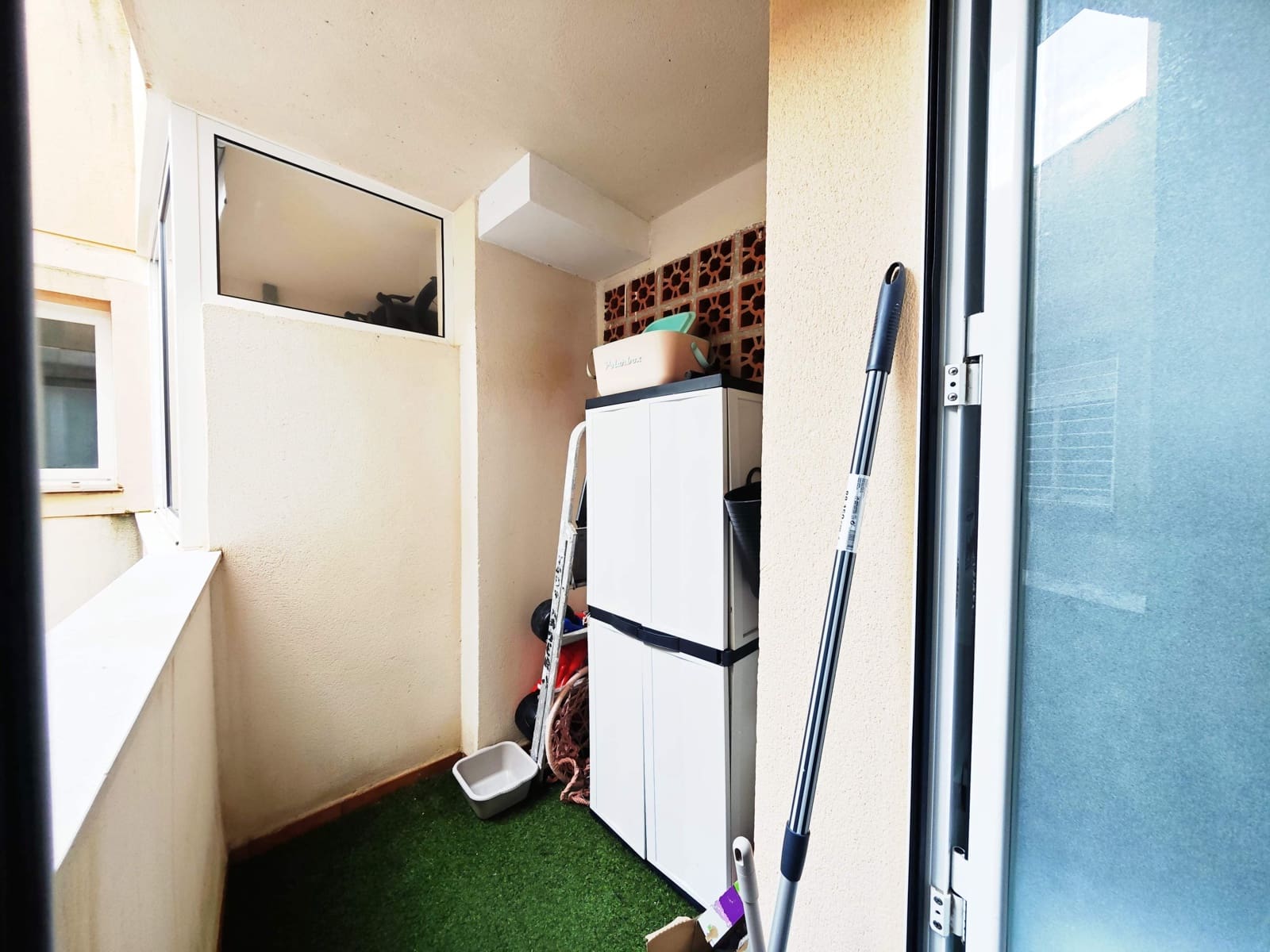 Piso de 3 habitaciones en Casares en venta con piscina - 245.000 € (Ref: 9557952)