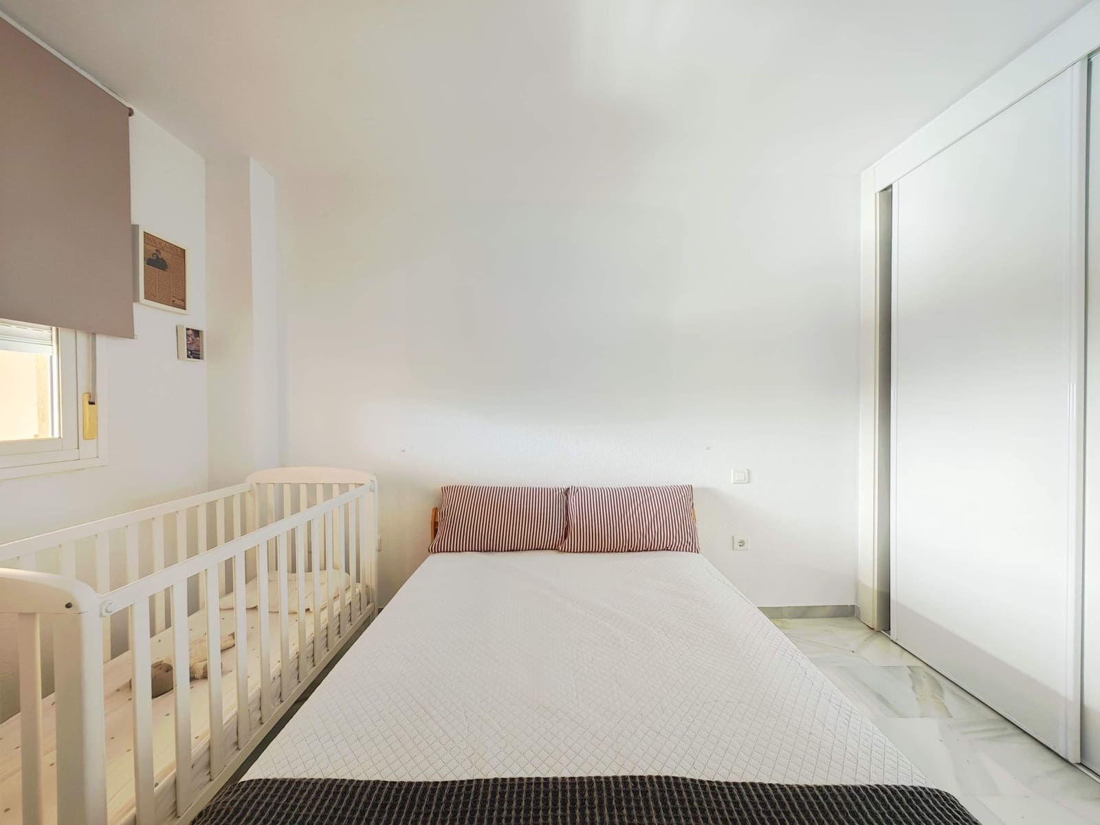 Piso de 3 habitaciones en Casares en venta con piscina - 245.000 € (Ref: 9557952)