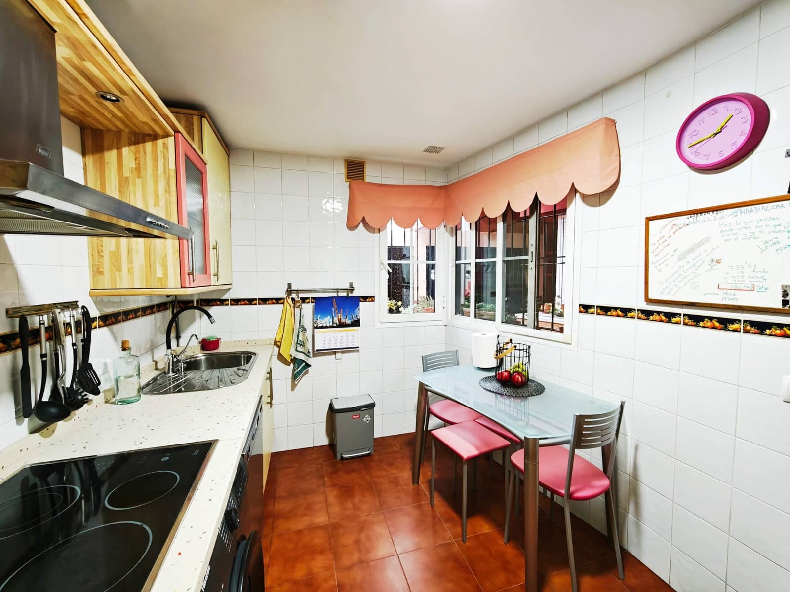 4 soveværelse Rækkehus til salg i Algeciras - € 300.000 (Ref: 9561829)