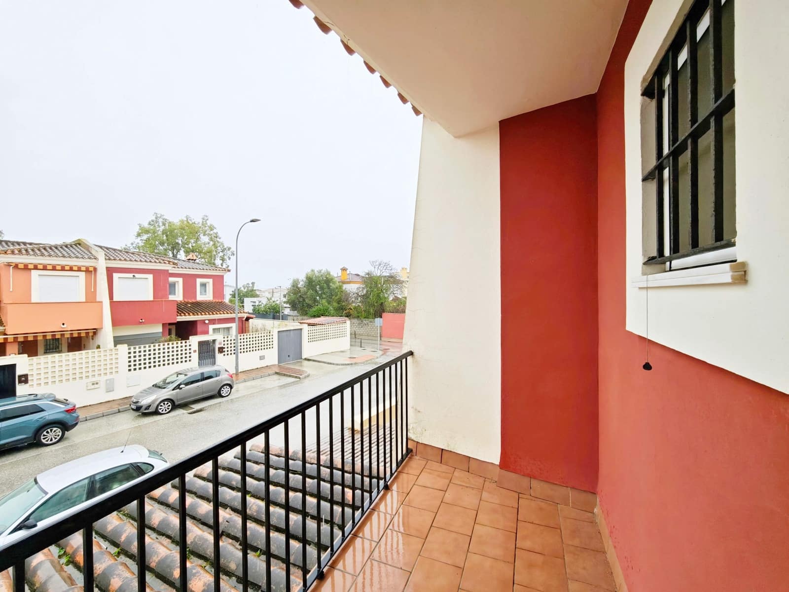 4 soveværelse Rækkehus til salg i Algeciras - € 300.000 (Ref: 9561829)