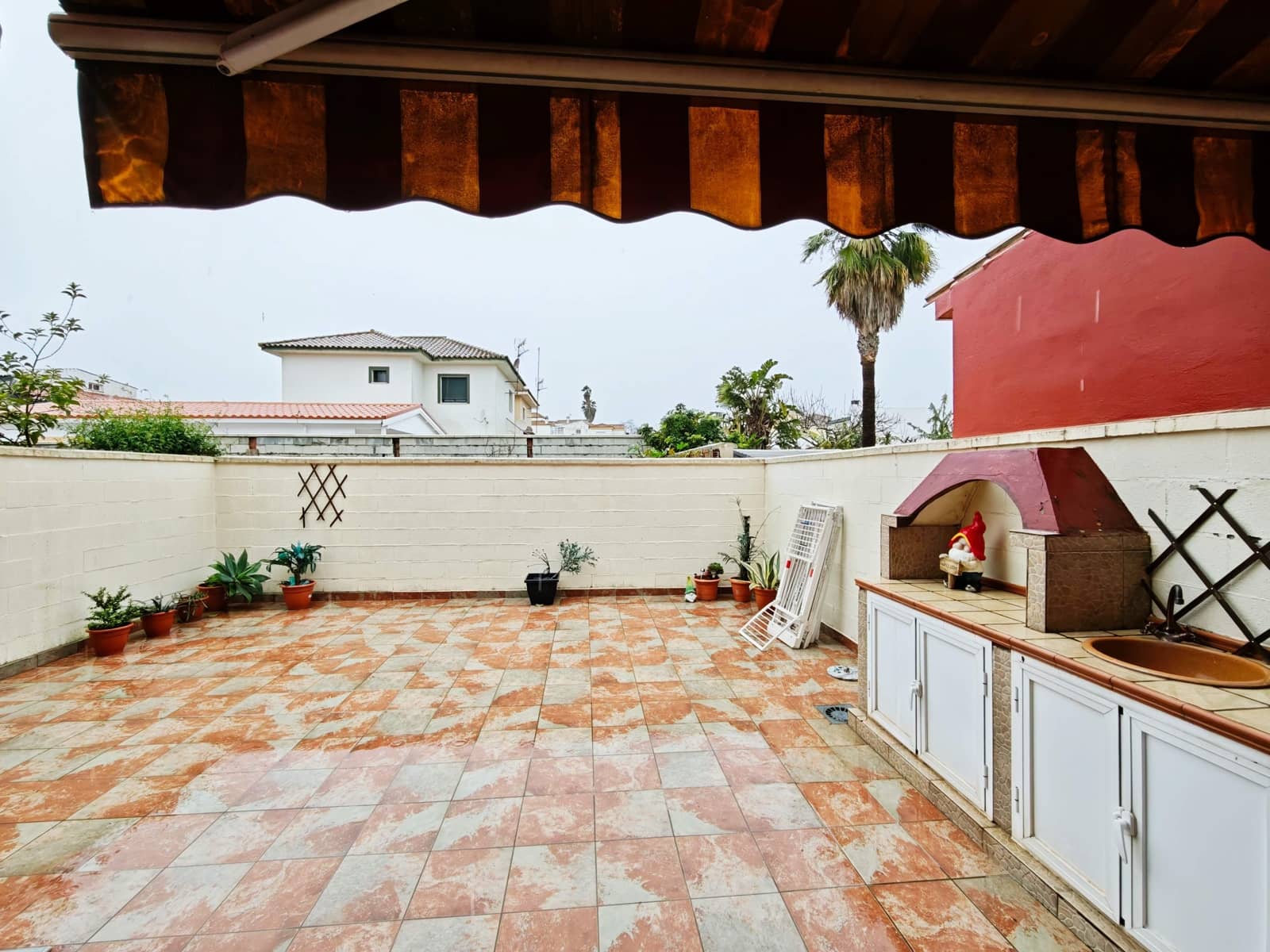 4 soveværelse Rækkehus til salg i Algeciras - € 300.000 (Ref: 9561829)