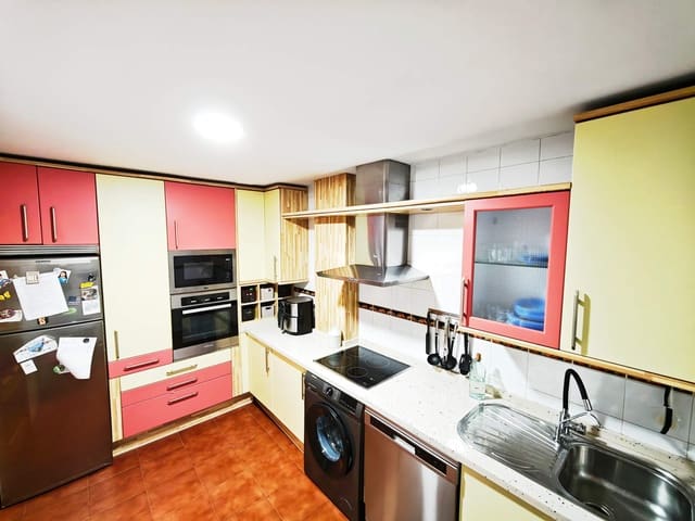 4 soverom Rekkehus til salgs i Algeciras - € 280 000 (Ref: 9561829)