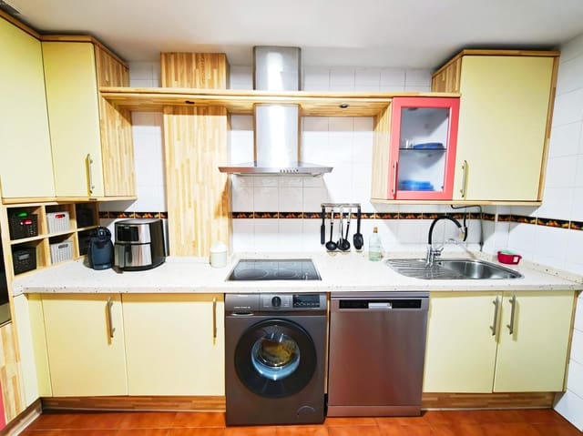 4 soverom Rekkehus til salgs i Algeciras - € 280 000 (Ref: 9561829)