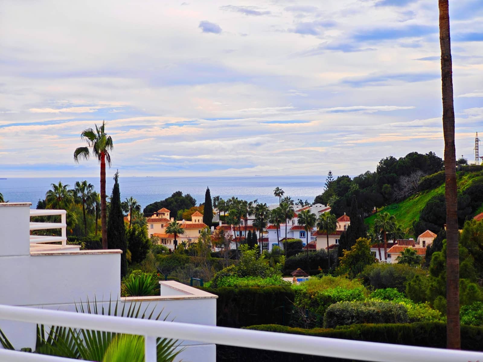 3 bedroom Villa for sale in Sitio de Calahonda with pool - € 690,000 (Ref: 9596168)