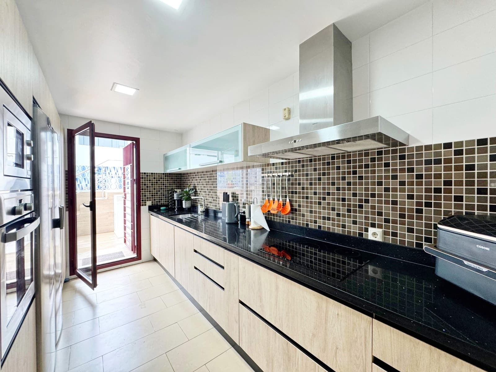 3 soveværelse Rækkehus til salg i Algeciras med swimmingpool garage - € 300.000 (Ref: 9599579)