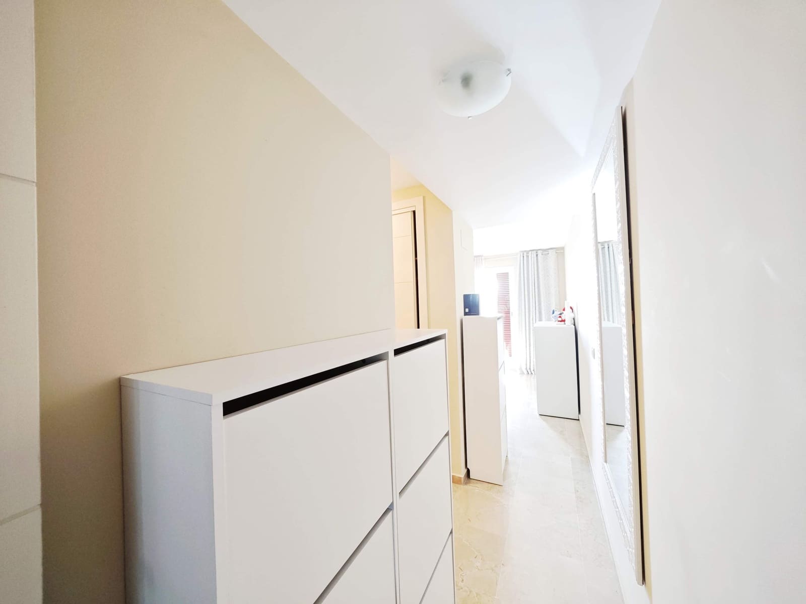 3 soveværelse Lejlighed til salg i La Alcaidesa med swimmingpool garage - € 335.000 (Ref: 9611571)