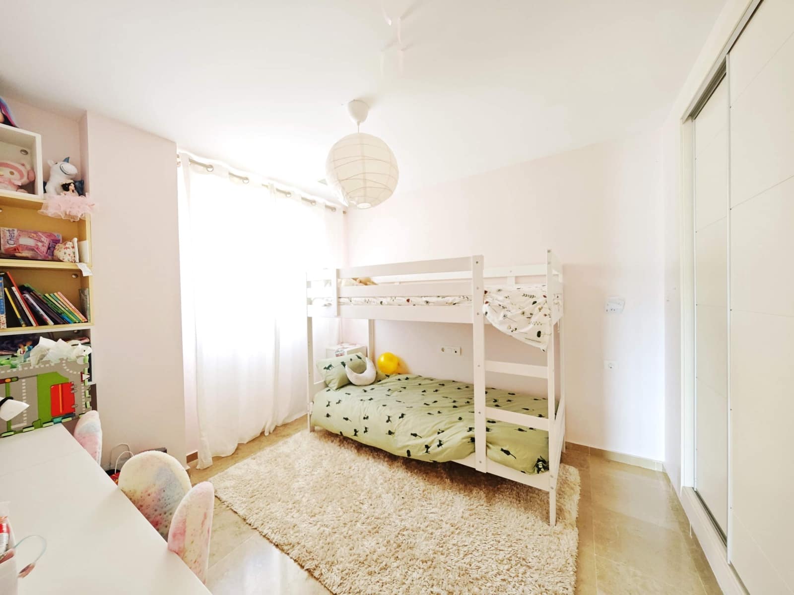 3 soveværelse Lejlighed til salg i La Alcaidesa med swimmingpool garage - € 335.000 (Ref: 9611571)