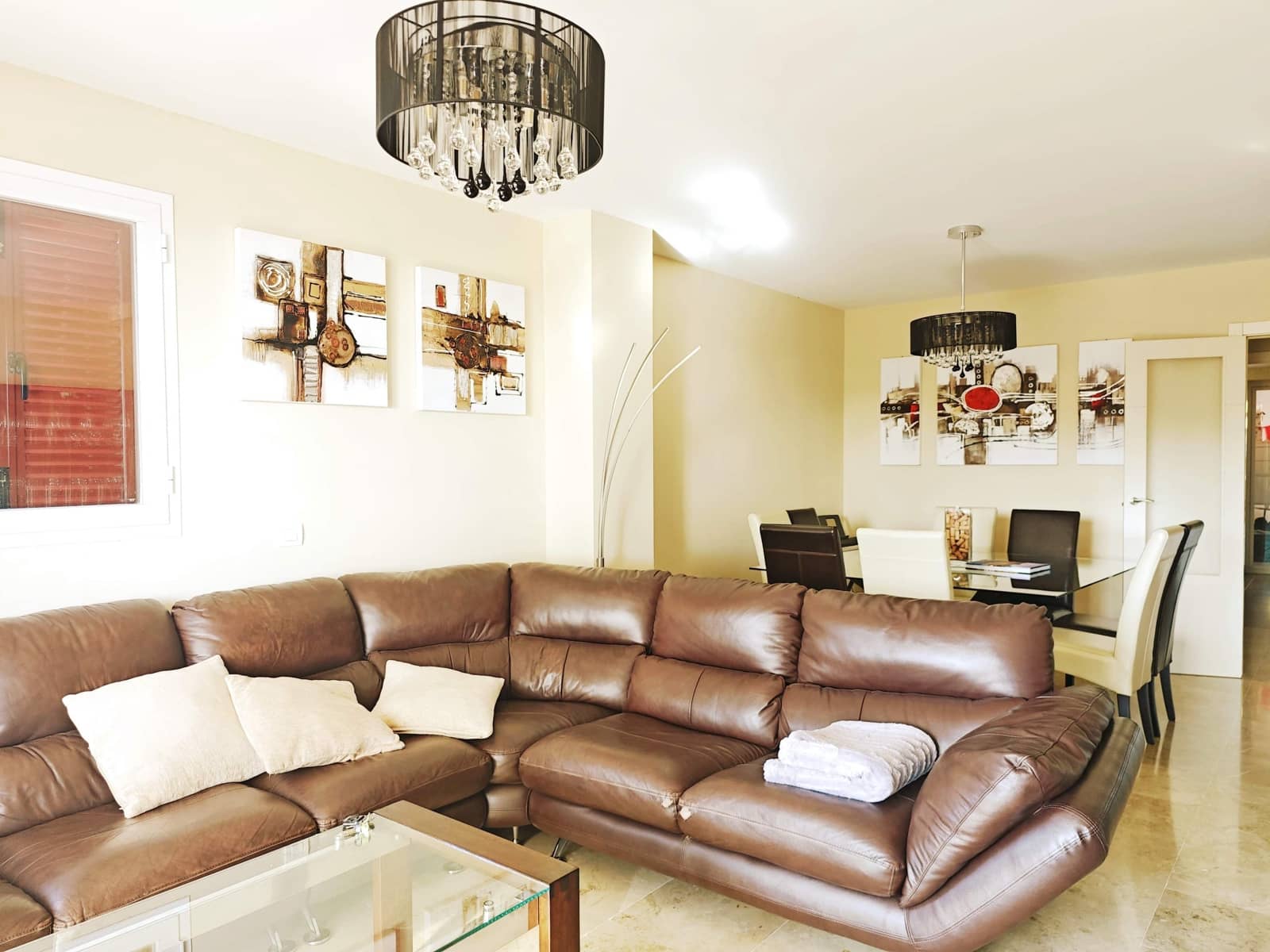 3 soveværelse Lejlighed til salg i La Alcaidesa med swimmingpool garage - € 335.000 (Ref: 9611571)