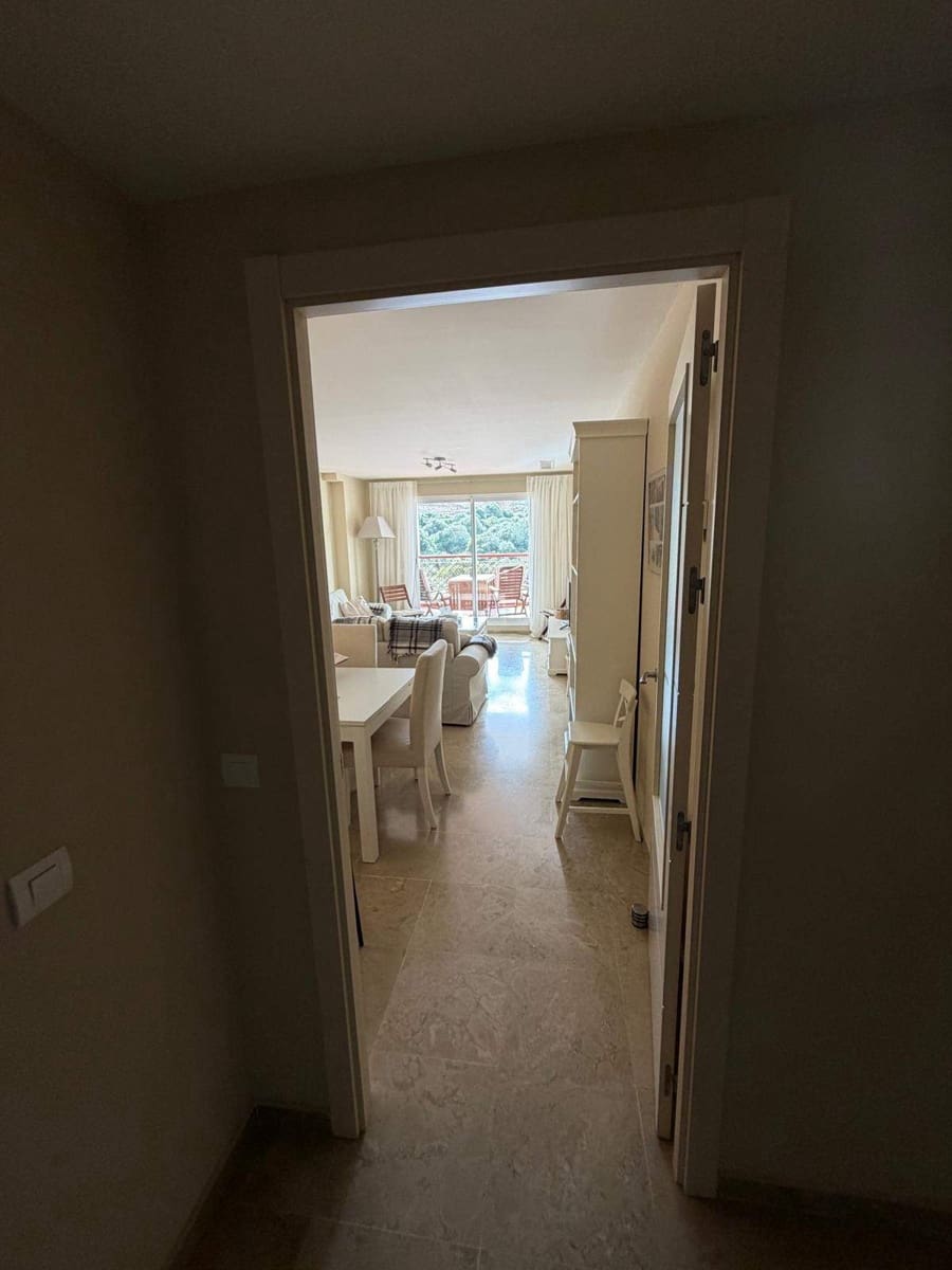 Piso de 3 habitaciones en La Alcaidesa en venta con piscina garaje - 350.000 € (Ref: 9615501)