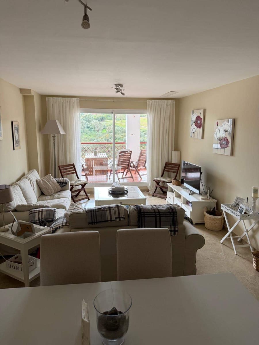 Piso de 3 habitaciones en La Alcaidesa en venta con piscina garaje - 350.000 € (Ref: 9615501)