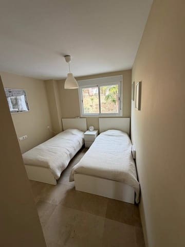 3 bedroom Flat for sale in La Alcaidesa with pool garage - € 350,000 (Ref: 9615501)