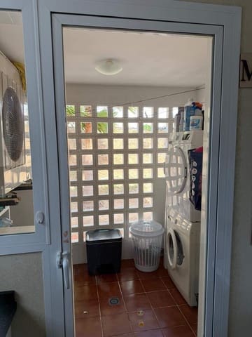 3 bedroom Flat for sale in La Alcaidesa with pool garage - € 350,000 (Ref: 9615501)