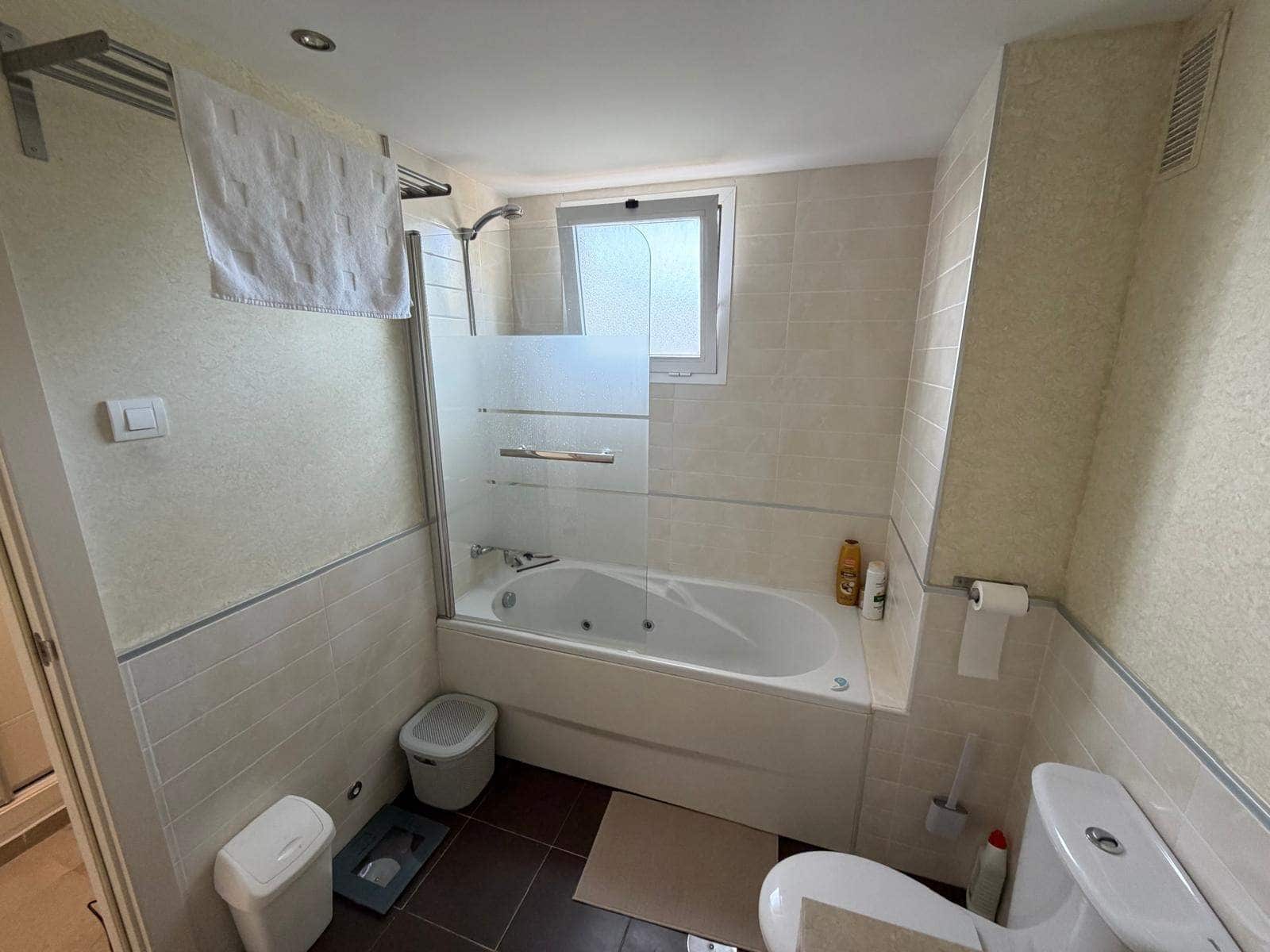 3 bedroom Flat for sale in La Alcaidesa with pool garage - € 350,000 (Ref: 9615501)