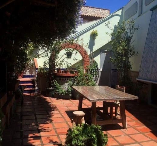 4 bedroom Finca/Country House for sale in La Línea de la Concepción with pool garage - € 340,000 (Ref: 9619278)