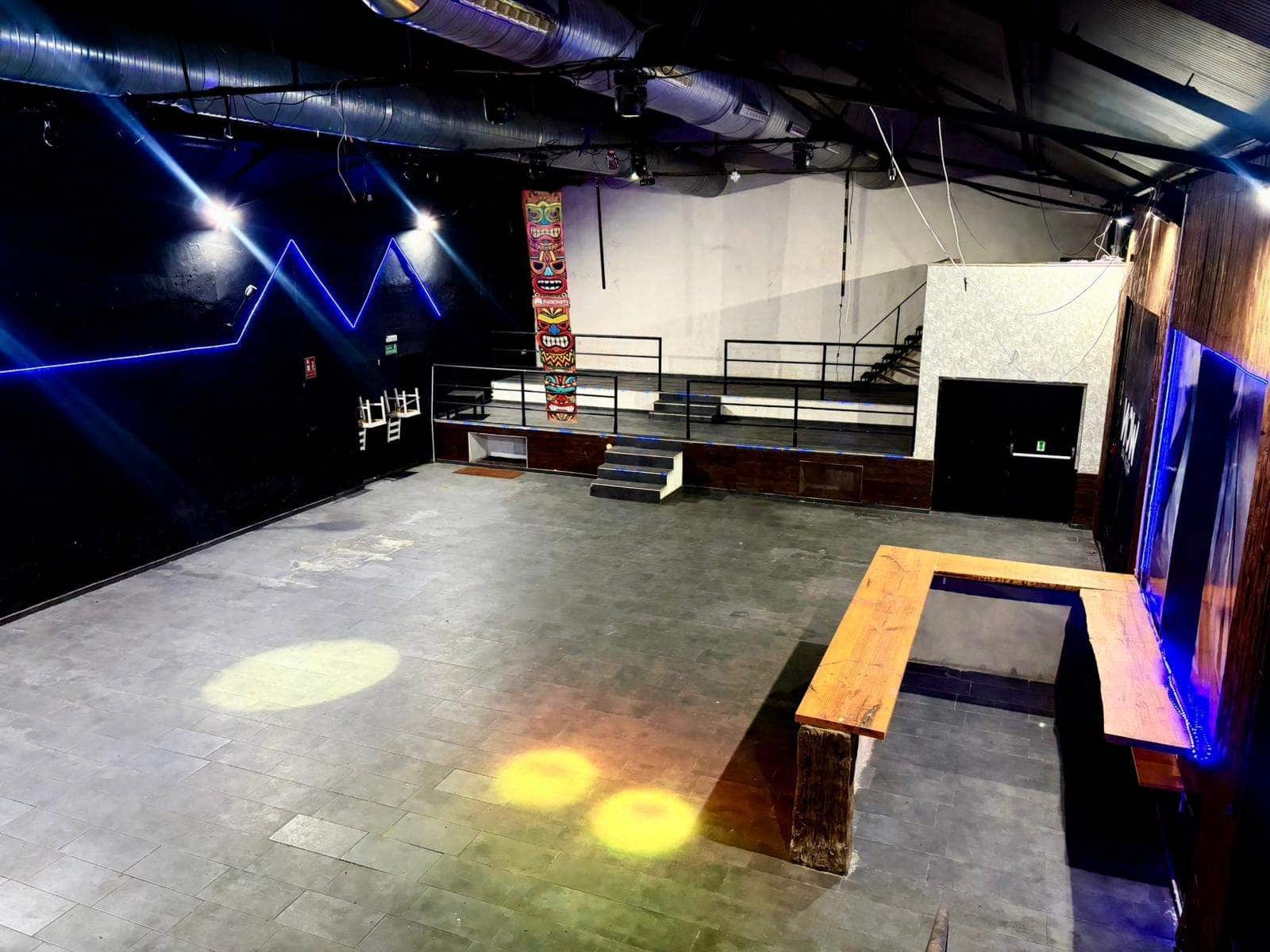 Local Commercial à vendre à Campamento - 285 000 € (Ref: 9637633)