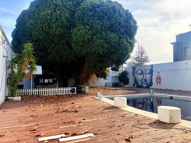 Local Commercial à vendre à Campamento, San Roque - 285 000 € (Ref: 9637633)