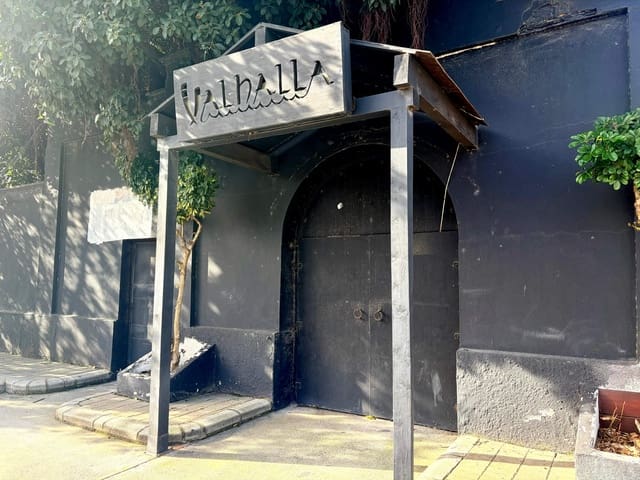 Local Commercial à vendre à Campamento, San Roque - 285 000 € (Ref: 9637633)