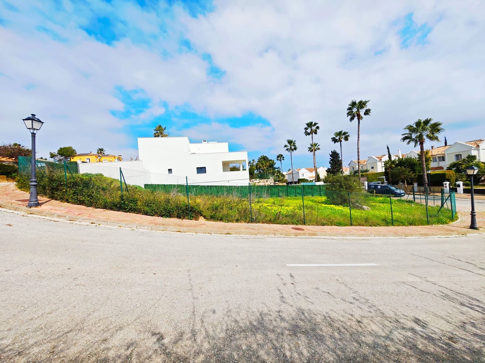 Bouwgrond te koop in La Linea de la Concepcion - € 330.000 (Ref: 9645054)