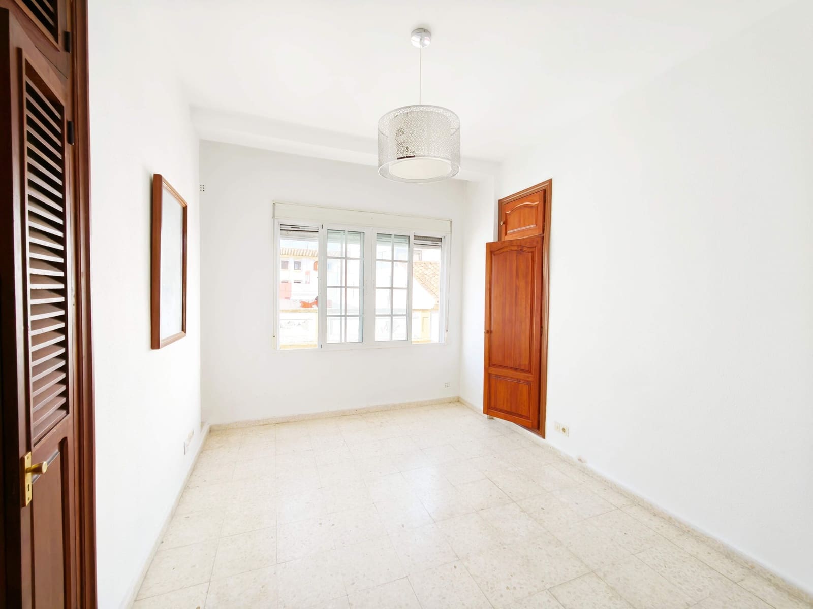 6 makuuhuone Huvila myytävänä paikassa Algeciras - 240 000 € (Ref: 9652047)