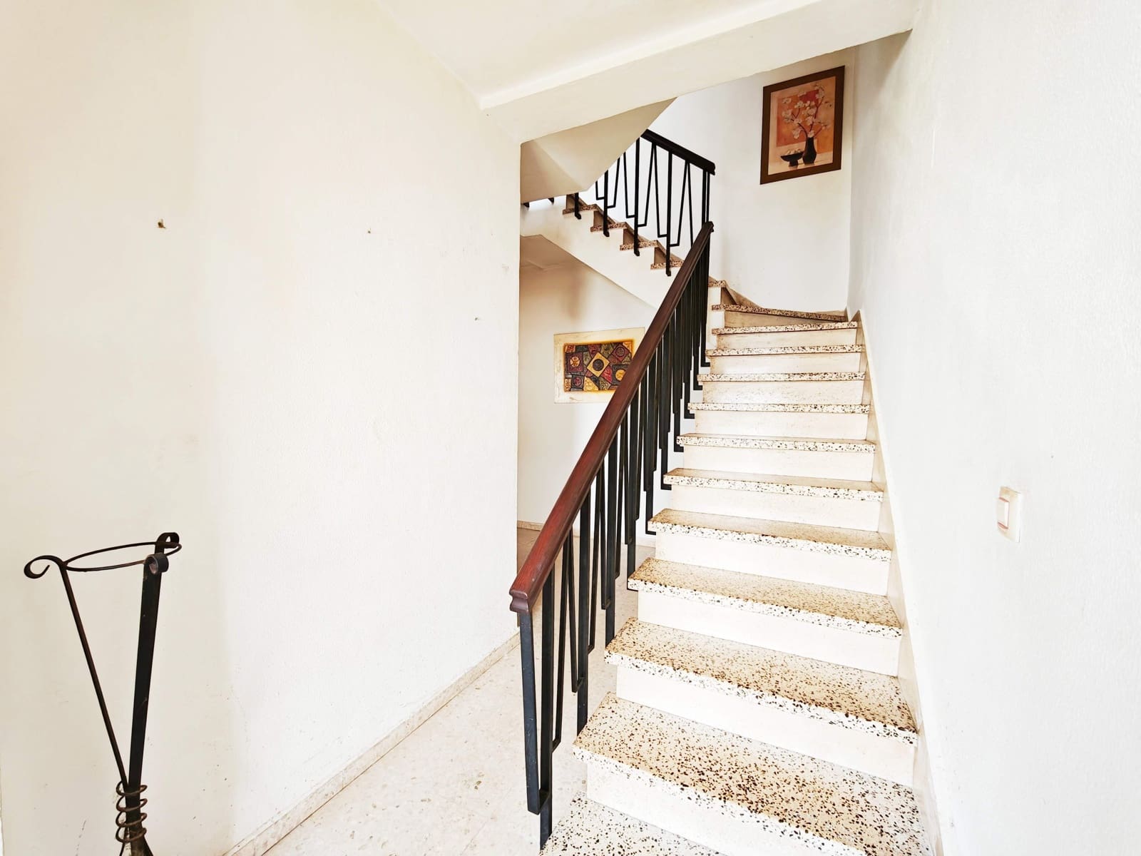 6 makuuhuone Huvila myytävänä paikassa Algeciras - 240 000 € (Ref: 9652047)