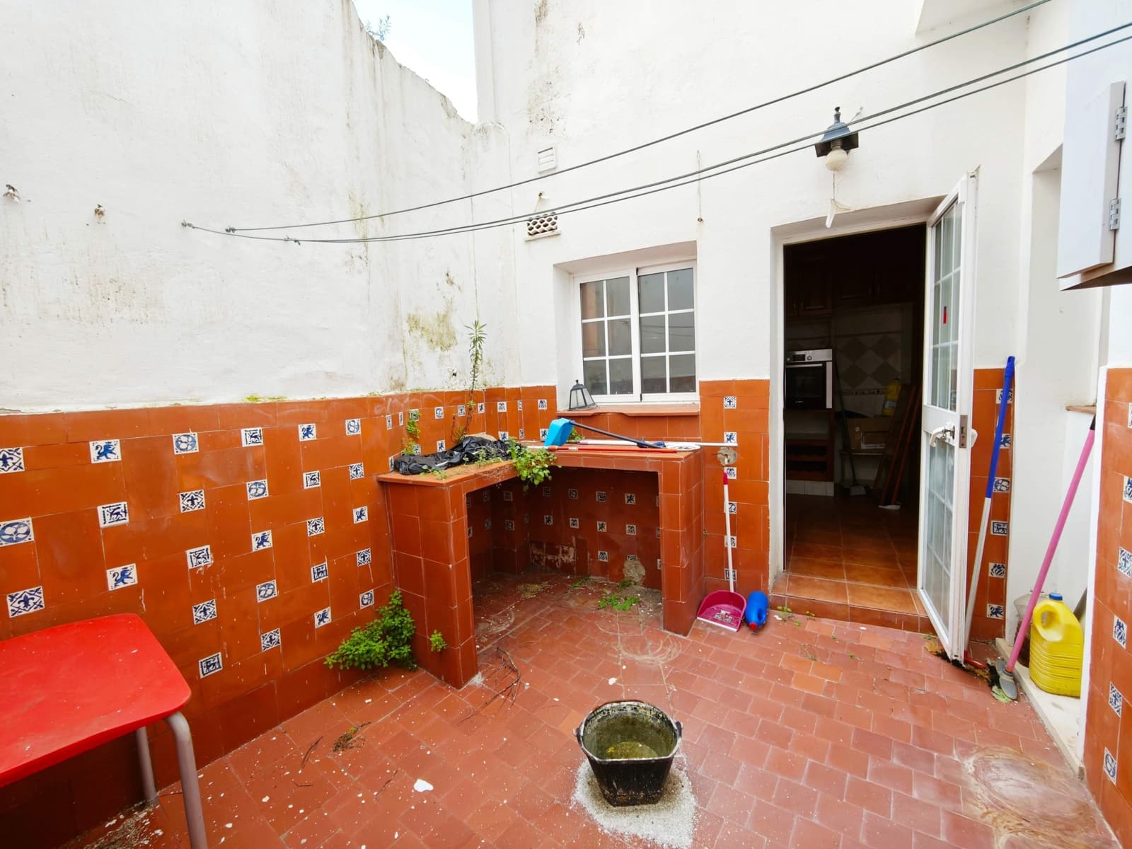 6 makuuhuone Huvila myytävänä paikassa Algeciras - 240 000 € (Ref: 9652047)