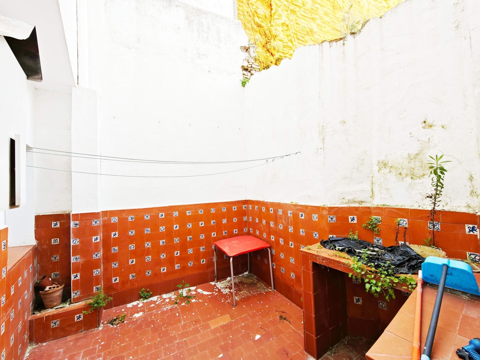 6 makuuhuone Huvila myytävänä paikassa Algeciras - 240 000 € (Ref: 9652047)