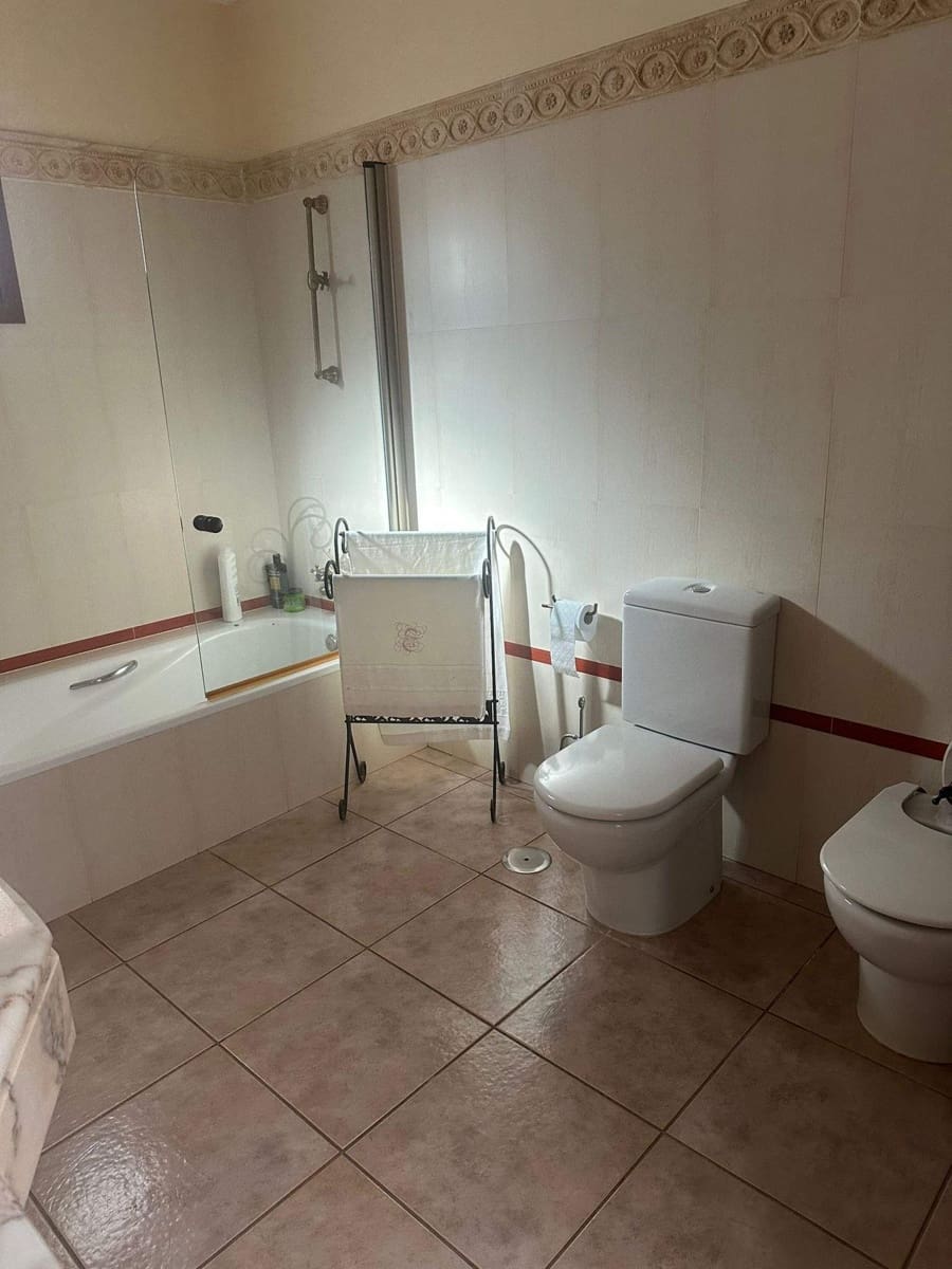 3 bedroom Finca/Country House for sale in La Linea de la Concepcion with pool - € 400,000 (Ref: 9677513)