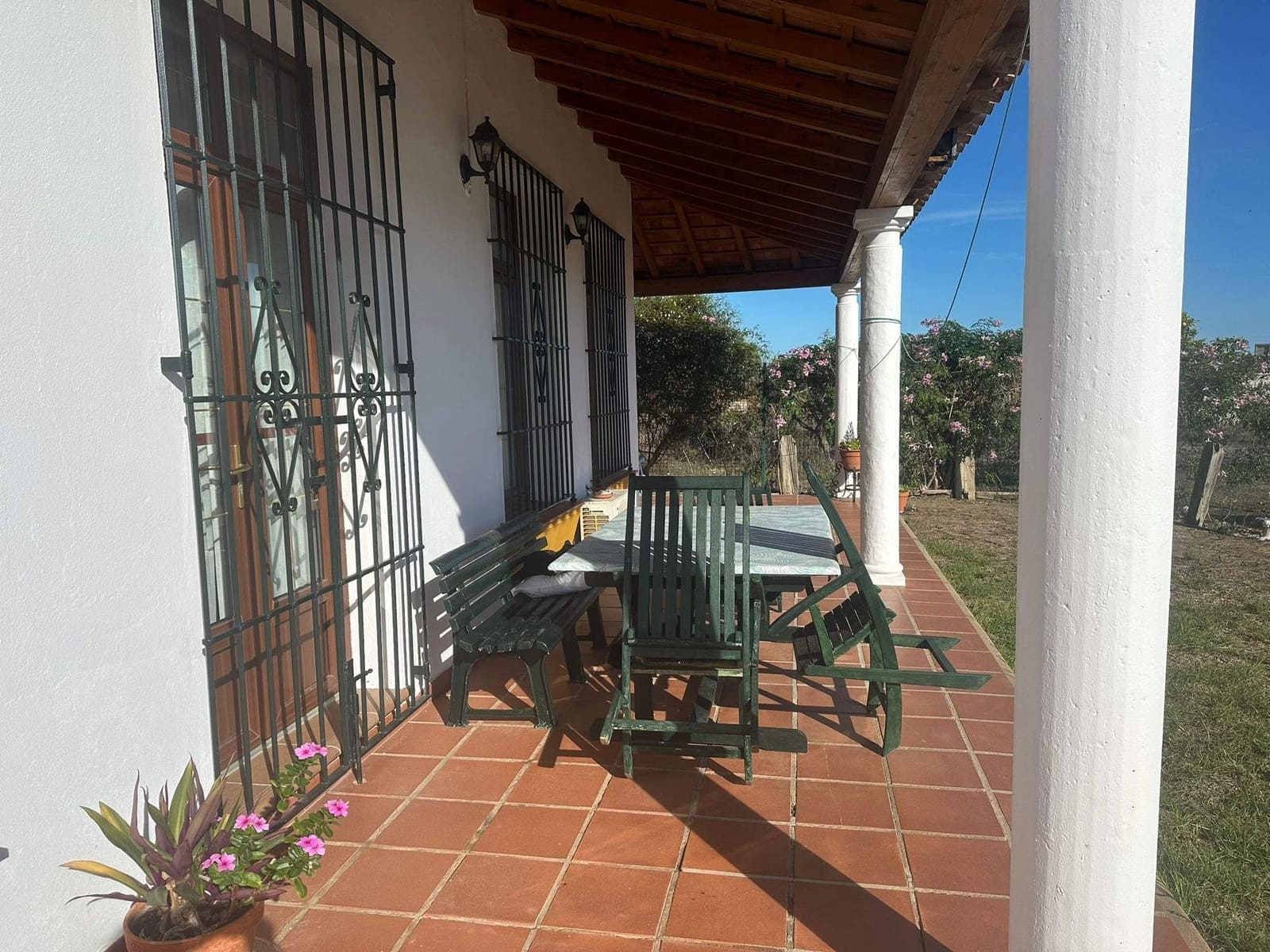 3 bedroom Finca/Country House for sale in La Linea de la Concepcion with pool - € 400,000 (Ref: 9677513)