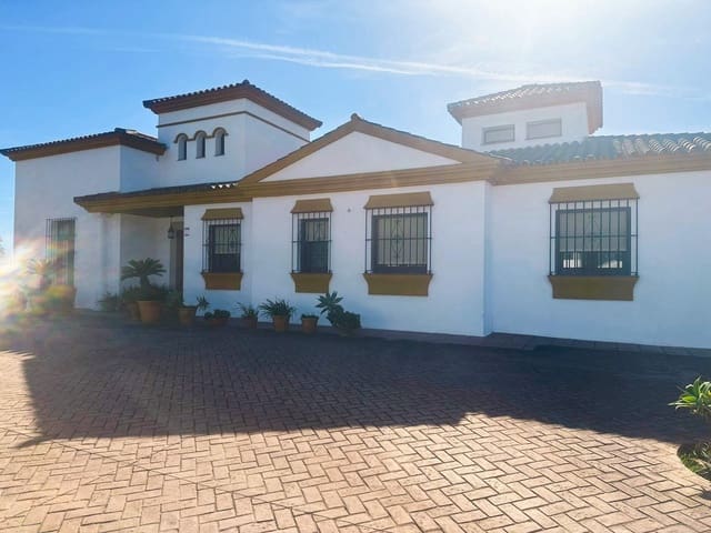 Finca/Casa Rural de 3 habitaciones en La Línea de la Concepción en venta con piscina - 400.000 € (Ref: 9677513)