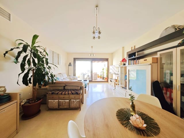 2 makuuhuone Huoneisto myytävänä paikassa La Alcaidesa mukana uima-altaan - 465 000 € (Ref: 9677514)