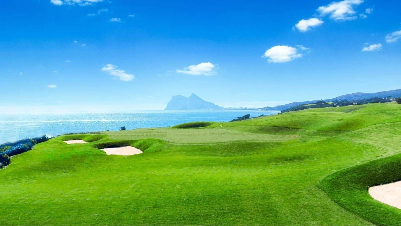 3 Zimmer Apartment zu verkaufen in La Alcaidesa mit Pool Garage - 350.000 € (Ref: 9679885)