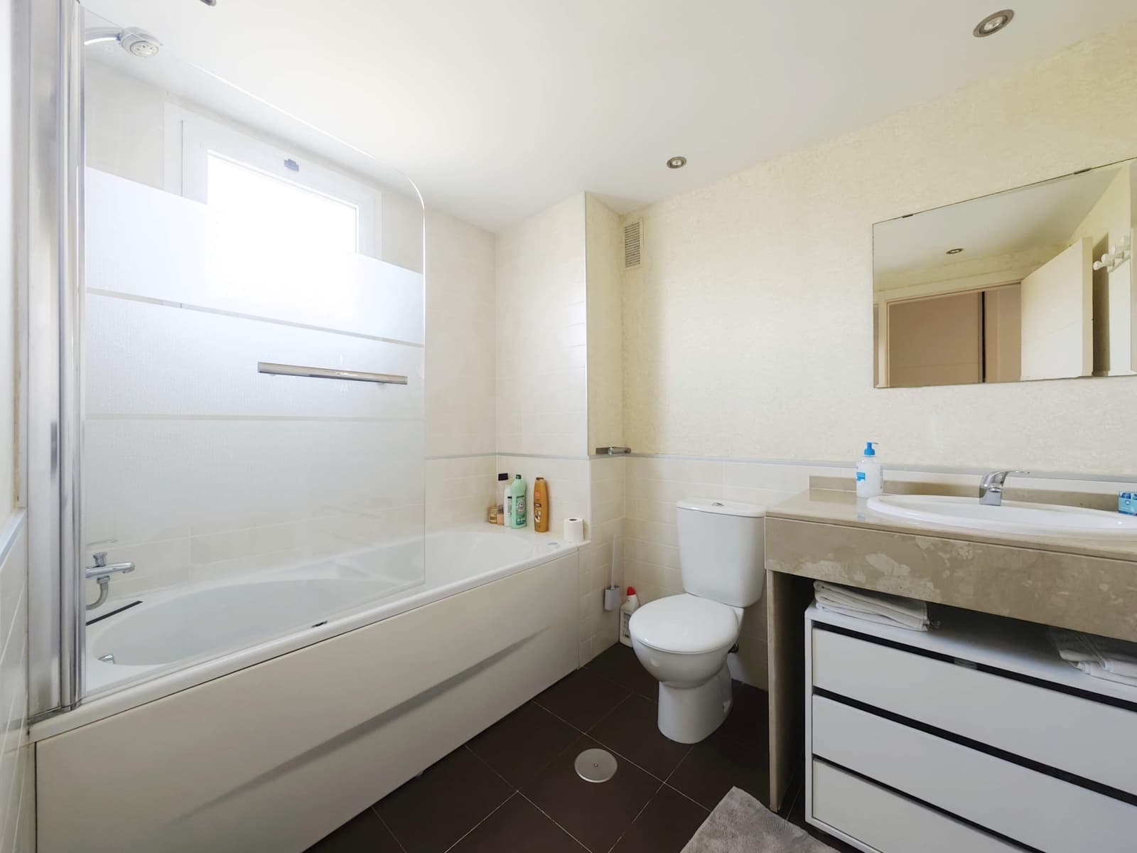 3 Zimmer Apartment zu verkaufen in La Alcaidesa mit Pool Garage - 350.000 € (Ref: 9679885)