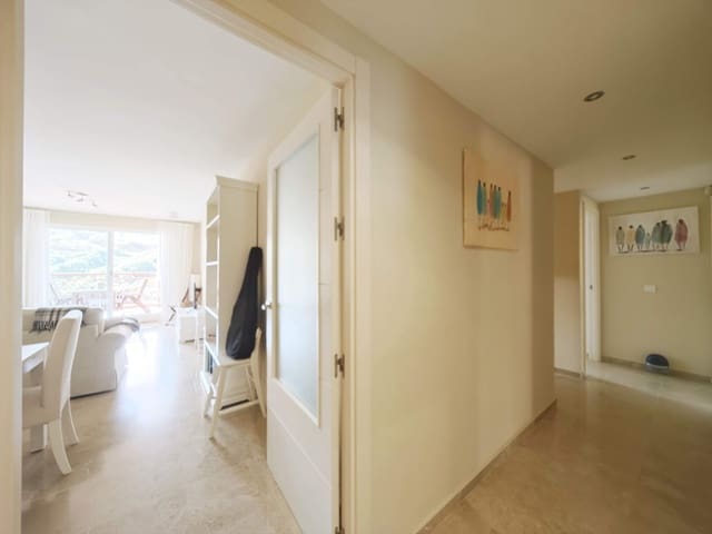 3 Zimmer Apartment zu verkaufen in La Alcaidesa mit Pool Garage - 350.000 € (Ref: 9679885)