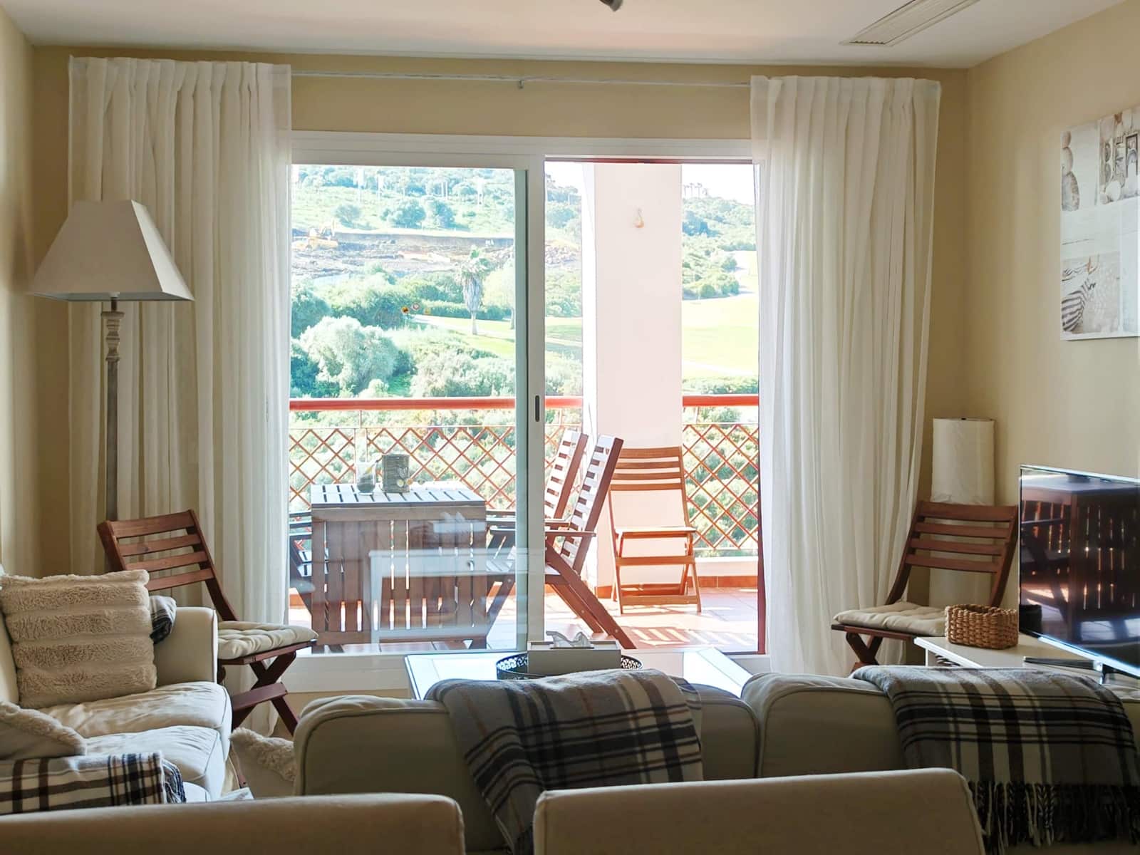 3 Zimmer Apartment zu verkaufen in La Alcaidesa mit Pool Garage - 350.000 € (Ref: 9679885)