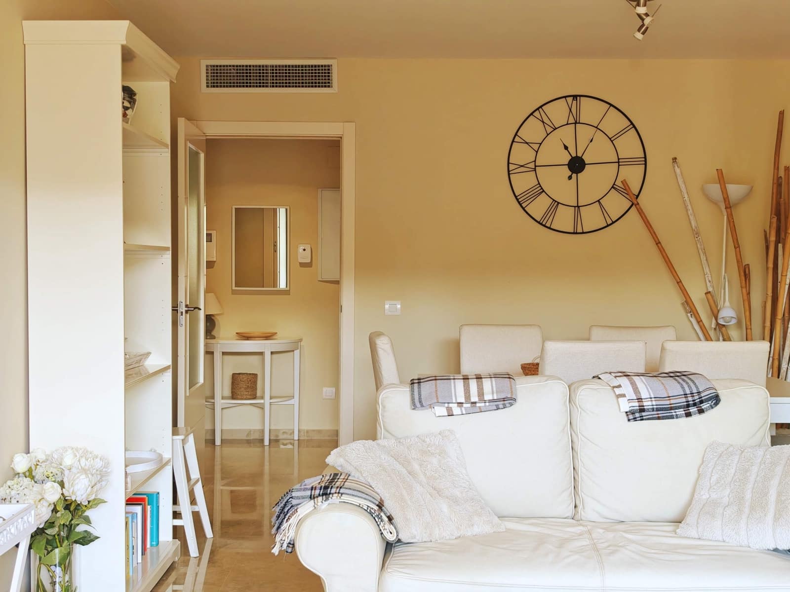 3 Zimmer Apartment zu verkaufen in La Alcaidesa mit Pool Garage - 350.000 € (Ref: 9679885)