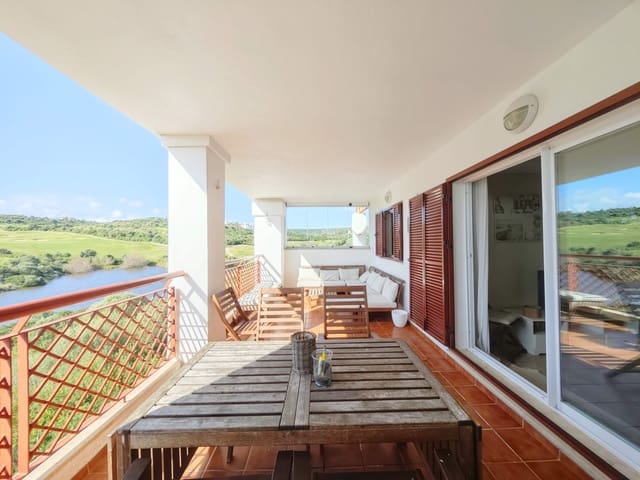 3 Zimmer Apartment zu verkaufen in La Alcaidesa mit Pool Garage - 350.000 € (Ref: 9679885)